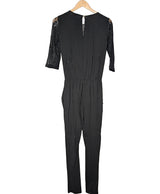 La garantie Once Again : 452497 vêtements d'occasion de marque en état irréprochable.