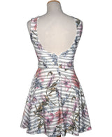 532347 Robes GUESS Occasion Vêtement occasion seconde main