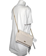 Le choix intelligent pour la mode durable, cette pièce 540555 Once Again allie parfait état et prix abordable.