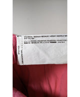 La garantie Once Again : 542505 vêtements d'occasion de marque en état irréprochable.