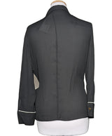 La garantie Once Again : 544626 vêtements d'occasion de marque en état irréprochable.