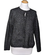 La garantie Once Again : 546532 vêtements d'occasion de marque en état irréprochable.