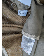 La garantie Once Again : 547912 vêtements d'occasion de marque en état irréprochable.