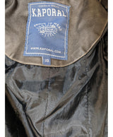 La garantie Once Again : 547933 vêtements d'occasion de marque en état irréprochable.