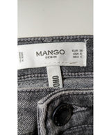 Le choix intelligent pour la mode durable, cette pièce 548574 Once Again allie parfait état et prix abordable.