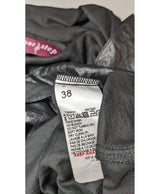 Expérience d'achat simple et satisfaisante pour cette fripe 548608 de qualité, offert par Once Again.