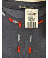549979 Once Again, la référence de la friperie en ligne pour des achats de vêtements d'occasion sans souci et en état parfait.