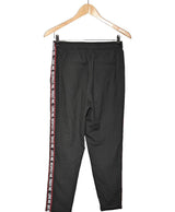 551882 Pantalons et pantacourts BERSHKA Occasion Vêtement occasion seconde main