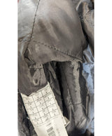 556555 Once Again, la référence de la friperie en ligne pour des achats de vêtements d'occasion sans souci et en état parfait.