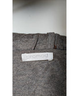 La garantie Once Again : 558322 vêtements d'occasion de marque en état irréprochable.