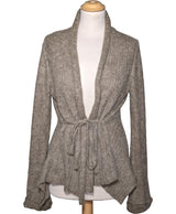 La garantie Once Again : 558340 vêtements d'occasion de marque en état irréprochable.