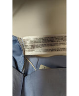 558373 Once Again, la référence de la friperie en ligne pour des achats de vêtements d'occasion sans souci et en état parfait.