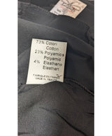 Élégance responsable avec cette pièce vintage 558449 en parfait état, sélectionnée par Once Again.