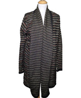 La garantie Once Again : 558601 vêtements d'occasion de marque en état irréprochable.
