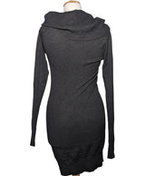 558825 Robes GUESS Occasion Vêtement occasion seconde main