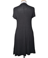 Expérience d'achat simple et satisfaisante pour cette fripe 560235 de qualité, offert par Once Again.