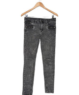 La garantie Once Again : 560258 vêtements d'occasion de marque en état irréprochable.