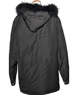 Le choix intelligent pour la mode durable, cette pièce 560316 Once Again allie parfait état et prix abordable.