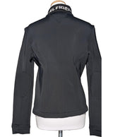 Expérience d'achat simple et satisfaisante pour cette fripe 560460 de qualité, offert par Once Again.