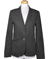 Le choix intelligent pour la mode durable, cette pièce 560691 Once Again allie parfait état et prix abordable.