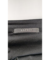 Expérience d'achat simple et satisfaisante pour cette fripe 561075 de qualité, offert par Once Again.