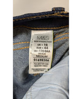 Shopping simplifié avec Once Again pour 561493 : trouvez des pièces uniques en très bon état en quelques clics.