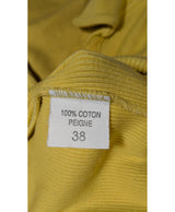 La garantie Once Again : 561546 vêtements d'occasion de marque en état irréprochable.