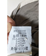 Le choix intelligent pour la mode durable, cette pièce 561723 Once Again allie parfait état et prix abordable.