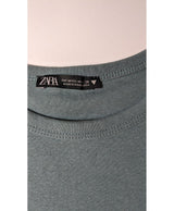 La garantie Once Again : 561745 vêtements d'occasion de marque en état irréprochable.