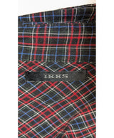 562005 Once Again, la référence de la friperie en ligne pour des achats de vêtements d'occasion sans souci et en état parfait.