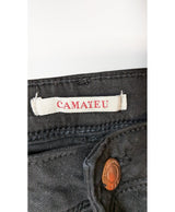 Expérience d'achat simple et satisfaisante pour cette fripe 562009 de qualité, offert par Once Again.