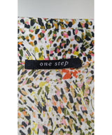 562086 Once Again, la référence de la friperie en ligne pour des achats de vêtements d'occasion sans souci et en état parfait.