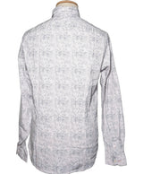 La garantie Once Again : 562128 vêtements d'occasion de marque en état irréprochable.