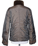 Le choix intelligent pour la mode durable, cette pièce 562208 Once Again allie parfait état et prix abordable.