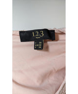 Expérience d'achat simple et satisfaisante pour cette fripe 562647 de qualité, offert par Once Again.