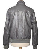 Le choix intelligent pour la mode durable, cette pièce 562900 Once Again allie parfait état et prix abordable.