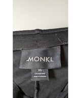 Le choix intelligent pour la mode durable, cette pièce 562985 Once Again allie parfait état et prix abordable.