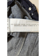 La garantie Once Again : 563077 vêtements d'occasion de marque en état irréprochable.