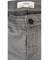 Le choix intelligent pour la mode durable, cette pièce 563334 Once Again allie parfait état et prix abordable.