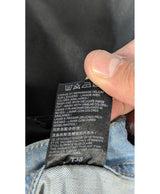 La garantie Once Again : 563501 vêtements d'occasion de marque en état irréprochable.