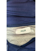 563527 Once Again, la référence de la friperie en ligne pour des achats de vêtements d'occasion sans souci et en état parfait.