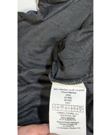 Expérience d'achat simple et satisfaisante pour cette fripe 563558 de qualité, offert par Once Again.