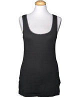 Expérience d'achat simple et satisfaisante pour cette fripe 563568 de qualité, offert par Once Again.