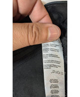 Expérience d'achat simple et satisfaisante pour cette fripe 563910 de qualité, offert par Once Again.