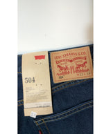 La garantie Once Again : 563915 vêtements d'occasion de marque en état irréprochable.