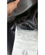 563951 Once Again, la référence de la friperie en ligne pour des achats de vêtements d'occasion sans souci et en état parfait.