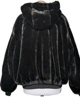 La garantie Once Again : 564164 vêtements d'occasion de marque en état irréprochable.