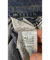 564219 Once Again, la référence de la friperie en ligne pour des achats de vêtements d'occasion sans souci et en état parfait.