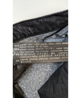 564340 Once Again, la référence de la friperie en ligne pour des achats de vêtements d'occasion sans souci et en état parfait.