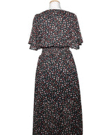 La garantie Once Again : 564412 vêtements d'occasion de marque en état irréprochable.
